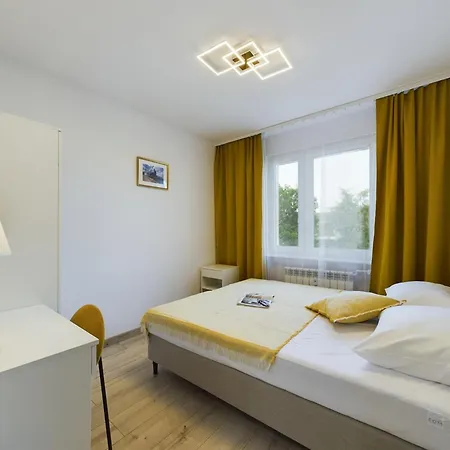 Przytulny Z Parkingiem Blisko Morza W Gdyni By Renters * グディニャ