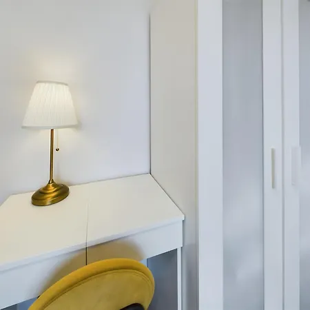 Przytulny Z Parkingiem Blisko Morza W Gdyni By Renters グディニャ