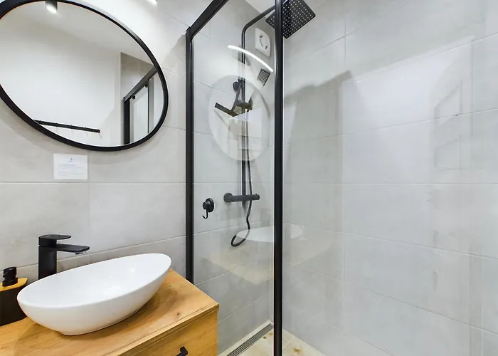 Przytulny Z Parkingiem Blisko Morza W Gdyni By Renters Gdynia